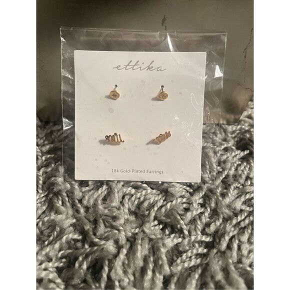 ETTIKA MRS. 18K GOLD PLATED EARRING STUD SET - Picture 5 of 6